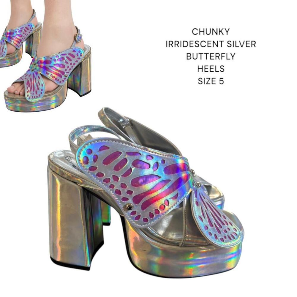 CHUNKY SILVER IRRIDESCENT BUTTERFLY SANDALS FESTIVAL HEELS SIZE 5.
